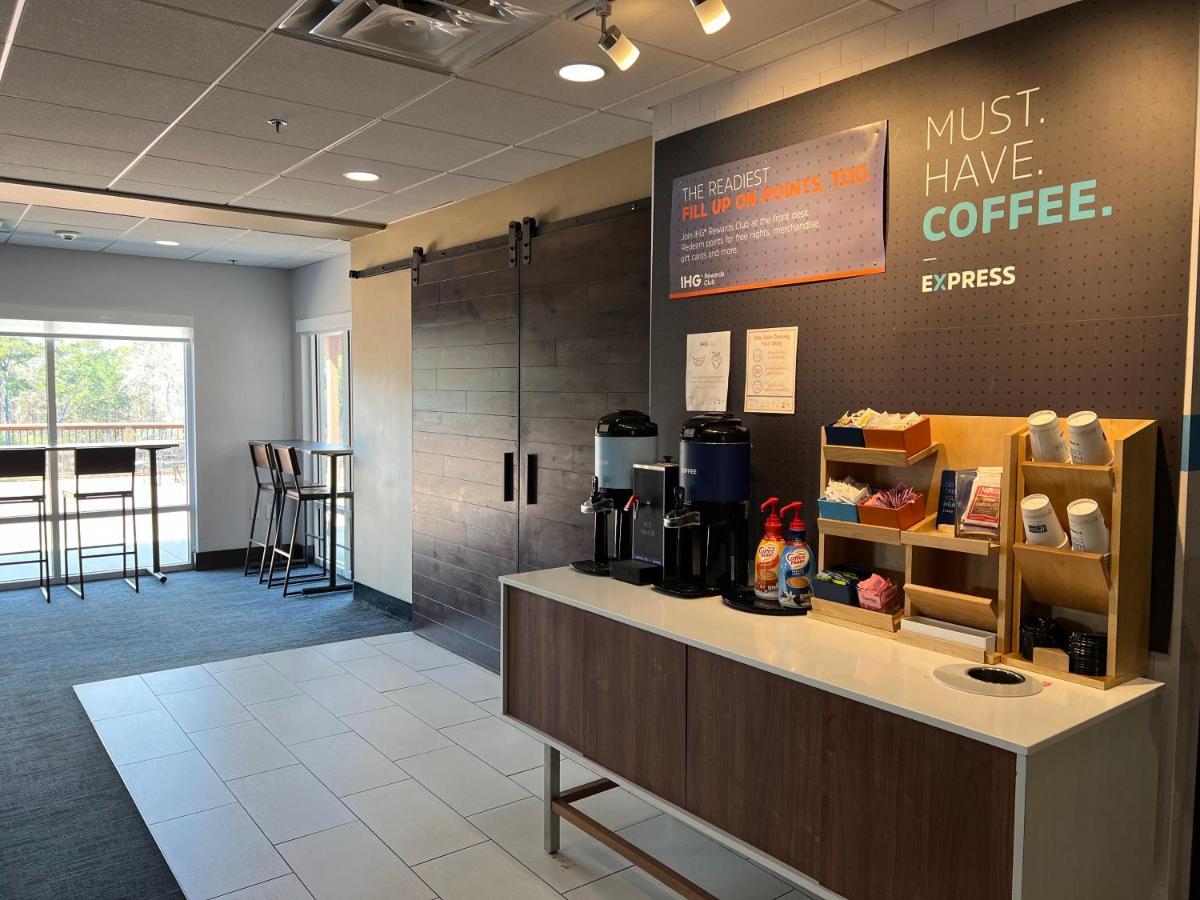 Holiday Inn Express Hotel & Suites Atlanta Airport West - Camp Creek By Ihg Exterior foto